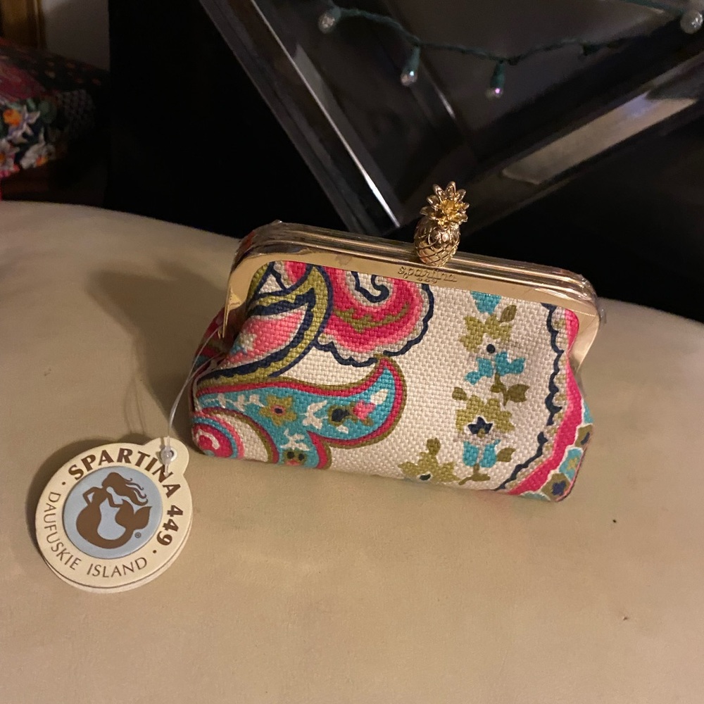 Spartina 449 - Pink/Green Paisley Coin Pursette Pineapple Kiss Closure Daufuskie